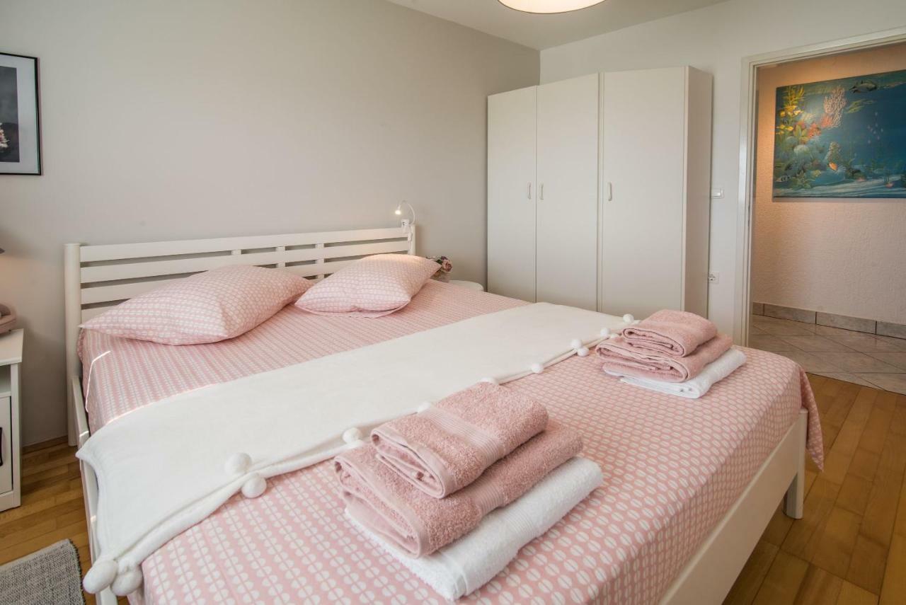 Apartment Luna Malinska Εξωτερικό φωτογραφία